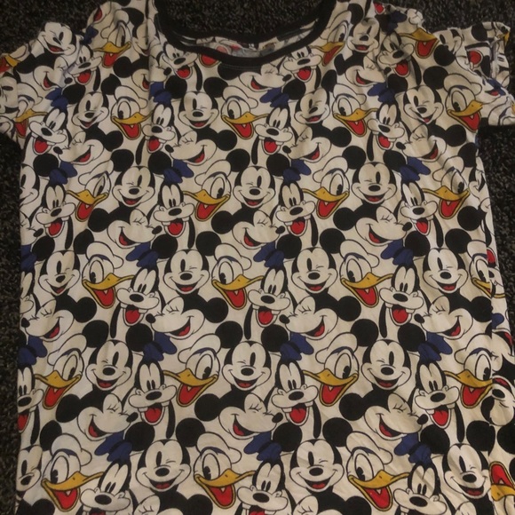 Disney T-Shirt - Picture 2 of 2